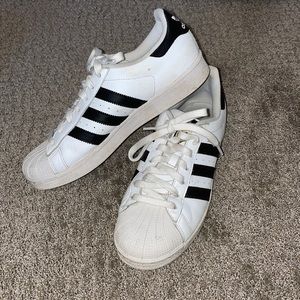 Adidas superstar